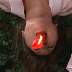 逆さ吊り蝋燭&鼻フック乳首電流責め いつ電流がくるかわからない怯えが…